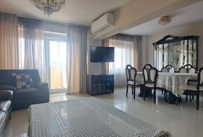 Apartament cu 3 camere decomandat în Lacul Tei