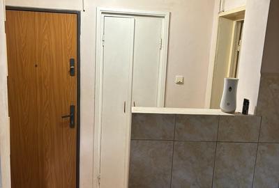 Apartament cu 2 camere semidecomandat în 1 Mai - 1