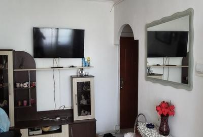Apartament cu 2 camere semidecomandat în Pantelimon