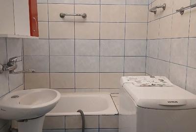 Garsonieră decomandată în Micălaca