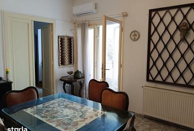 Apartament cu 3 camere decomandat în Ștefan cel Mare