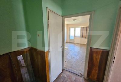 Apartament cu 2 camere decomandat în Cugir