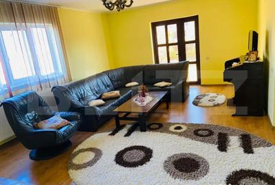 Casă cu 6 camere cu Teren 2500 Mp în Central - 4