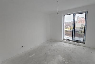 Duplex cu 6 camere cu Canalizare în Feleacu - 6