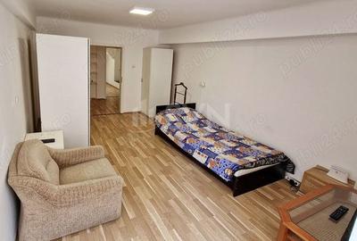 Apartament cu 3 camere decomandat în Central - 1
