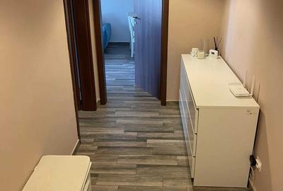 Apartament cu 2 camere semidecomandat în Craiovei