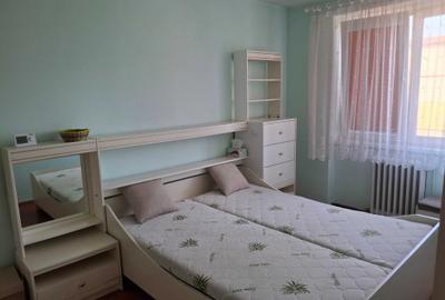 Apartament cu 2 camere decomandat în Cedonia