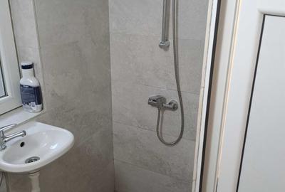 Apartament semidecomandat în Mărăști
