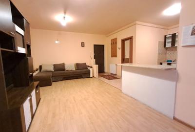 Apartament cu 2 camere semidecomandat în Florești