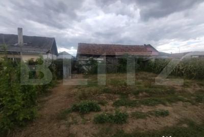 Casă cu 3 camere cu Teren 2508 Mp în Central - 1