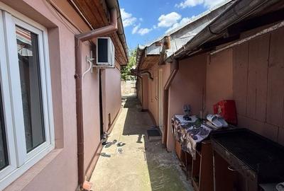 Casă cu 3 camere în Eroii Revoluției