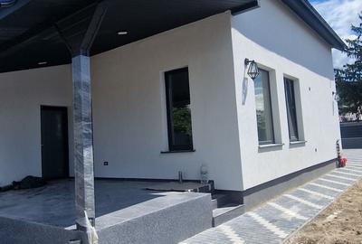 Casă cu 4 camere în Șerbănești - 7