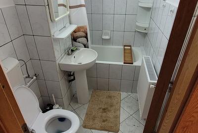 Apartament cu 2 camere decomandat în Central - 4