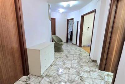Apartament cu 3 camere decomandat în Unirii - 8
