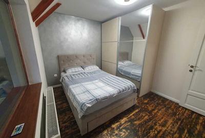 Casă cu 4 camere cu Teren 300 Mp în Tătărași