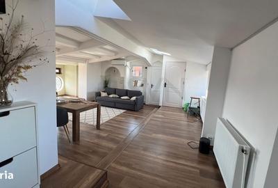 Apartament cu 3 camere, mobilat în Iancu Nicolae