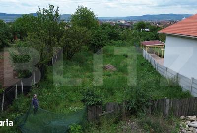 Teren de 500 mp, în Central