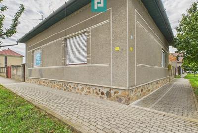 Casă individuală cu 3 camere cu Canalizare în Central - 9