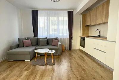 Apartament cu 3 camere semidecomandat în Florești - 1