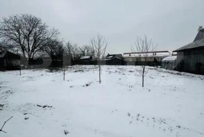 Casă cu 3 camere cu Teren 1948 Mp în Central - 2