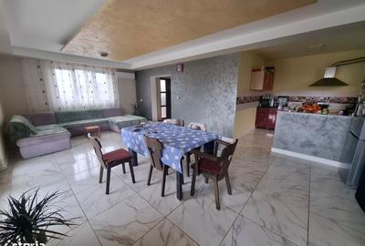 Casă cu 4 camere cu Teren 350 Mp în Vladimirescu - 13