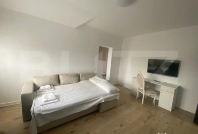 Apartament cu 3 camere decomandat în Ghiroda