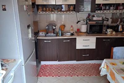 Casă cu 3 camere cu Teren 600 Mp în Vladimirescu