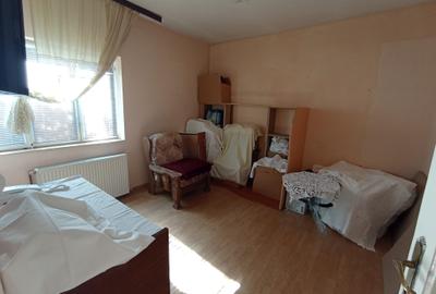 Casă individuală cu 4 camere cu Canalizare în Nicolina - 9