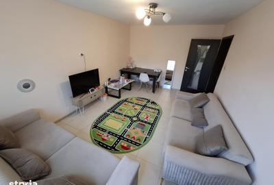 Apartament cu 3 camere în Tomis Nord
