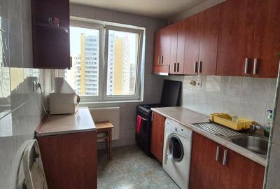 Apartament cu 2 camere decomandat, mobilat în Obor