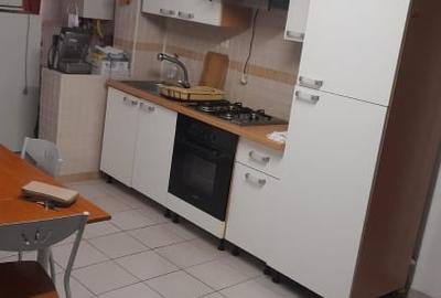 Apartament cu 3 camere decomandat în Central - 6