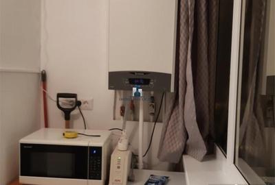 Apartament cu 2 camere decomandat în Apărătorii Patriei