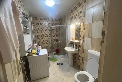 Casă individuală cu 8 camere cu Teren 280 Mp în Periferie - 12