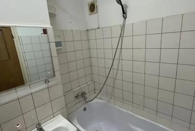 Garsonieră decomandată în Berceni