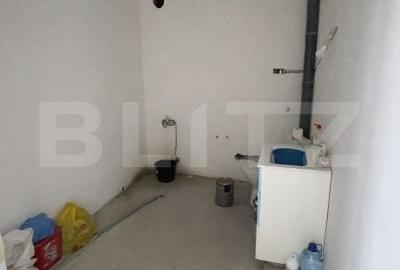 Casă cu 4 camere în Barza