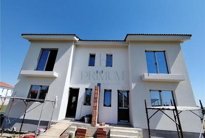 Duplex cu 4 camere cu Canalizare în Moșnița Veche - 2