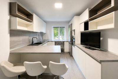 Apartament cu 3 camere decomandat în Zorilor