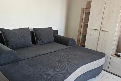 Garsonieră semidecomandată în Unirii Sud