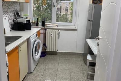 Apartament cu 2 camere decomandat în Calea București - 1