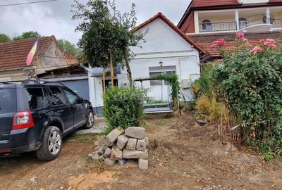 Casă cu Teren 343 Mp în Central
