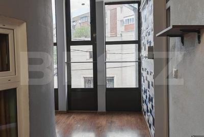 Spațiu comercial, de 14 mp, în Central - 3