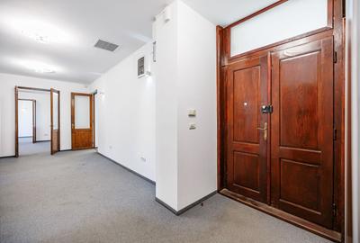 Apartament cu 7 camere semidecomandat în Ultracentral - 8