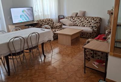 Casă cu 8 camere cu Canalizare în Militari - 4