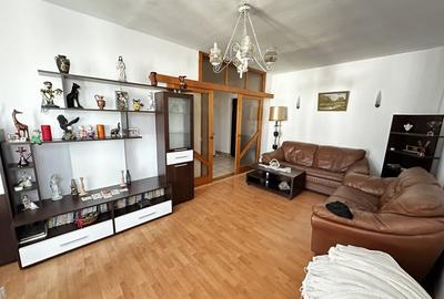 Apartament cu 3 camere decomandat în Ampoi 3 - 17