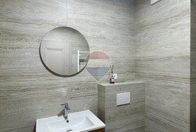 Apartament cu 2 camere semidecomandat, mobilat în UTA