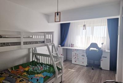 Apartament cu 3 camere decomandat, mobilat în Tomis Plus - 13