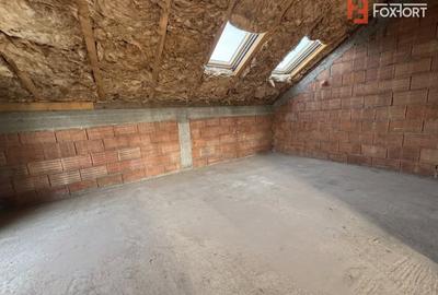 Duplex cu 4 camere cu Canalizare în Sânandrei - 6