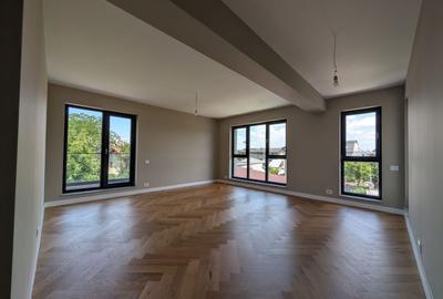 Apartament cu 3 camere decomandat în Băneasa - 1