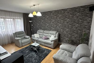 Apartament cu 4 camere decomandat în Lazaret - 2