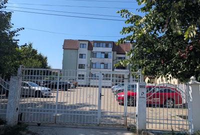 Apartament cu 2 camere decomandat în Valea Adâncă